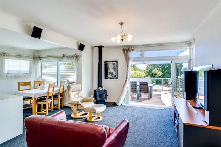 Photo of property in 5 Milton Terrace, Hospital Hill, Napier, 4110