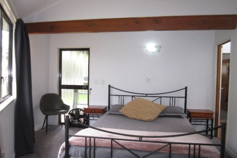 Photo of property in 21b Huia Street, Waikanae, 5036