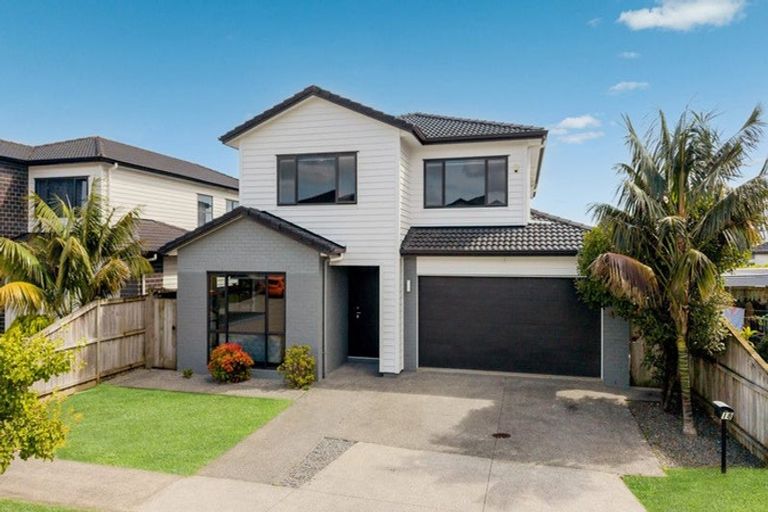 Photo of property in 18 Listack Drive, Flat Bush, Auckland, 2019