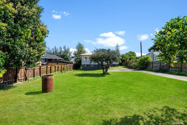 Photo of property in 22 Adams Road, Manurewa, Auckland, 2102