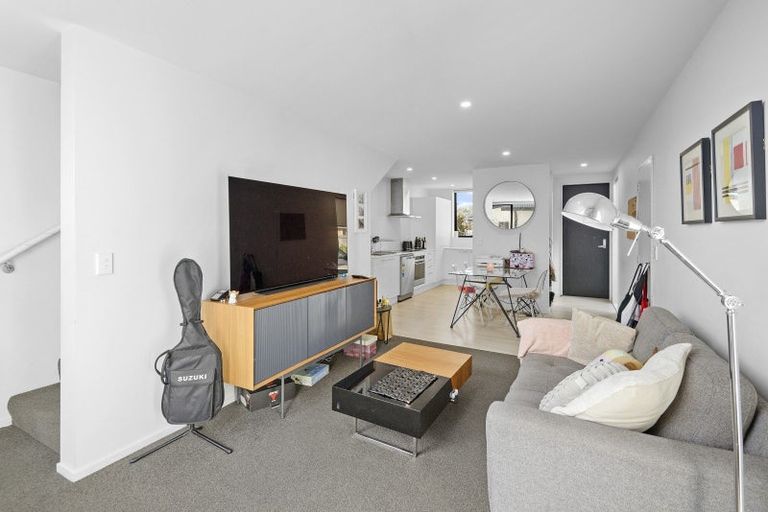Photo of property in 9 Verlamio Lane, Edgeware, Christchurch, 8013