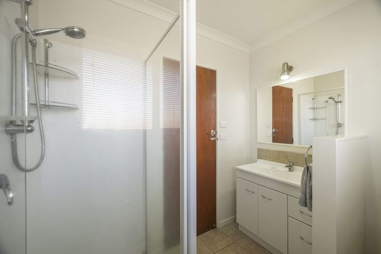 Photo of property in 11a La Trobe Place, Utuhina, Rotorua, 3015