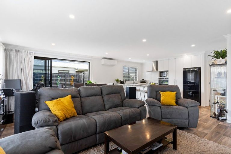 Photo of property in 308a Given Avenue, Whangamata, 3620