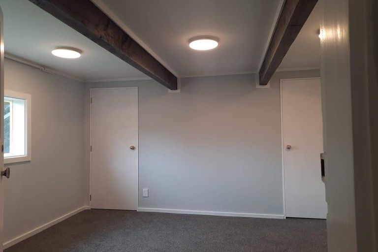 Photo of property in 30 The Drive, Tawa, Wellington, 5028