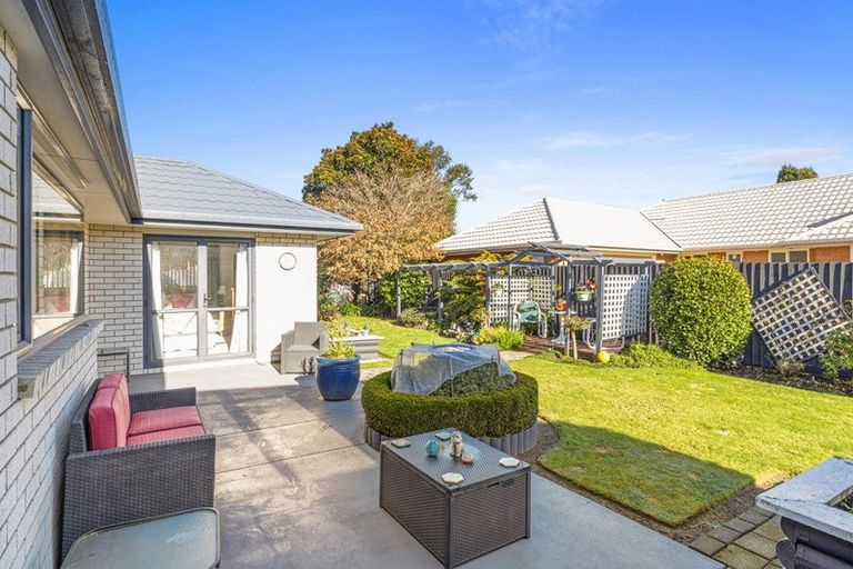 Photo of property in 49 Showgate Avenue, Sockburn, Christchurch, 8042
