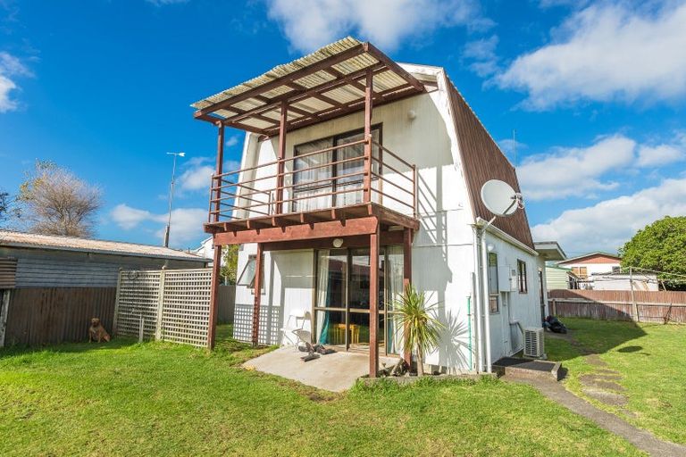 Photo of property in 34a Titoki Street, Castlecliff, Whanganui, 4501