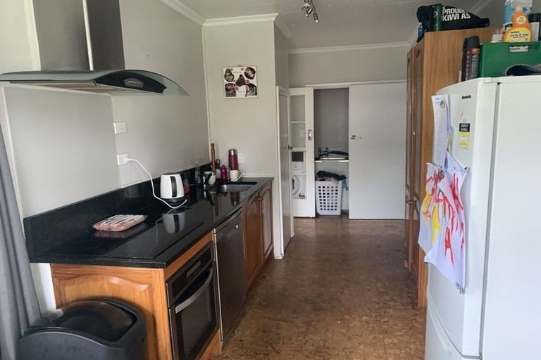 Photo of property in 1/14 Raukawa Grove, Trentham, Upper Hutt, 5018