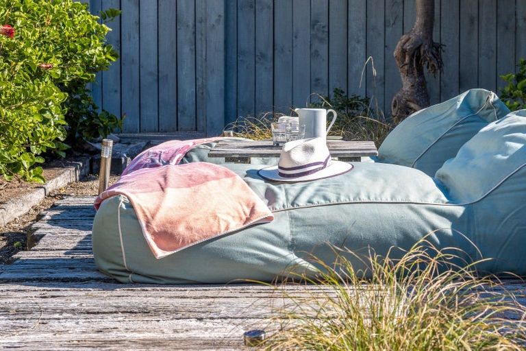 Photo of property in 2/28 Beach Parade, Oneroa, Waiheke Island, 1081