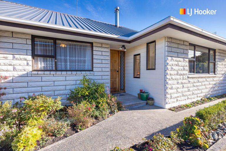 Photo of property in 11 Lochend Street, Musselburgh, Dunedin, 9013