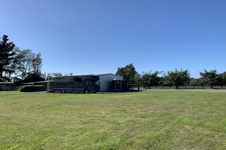 Photo of property in 695 Essendon Road, Darfield, 7571