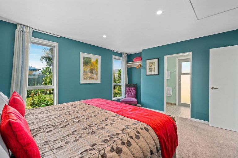 Photo of property in 69 Frye Crescent, Albert Town, Wanaka, 9305