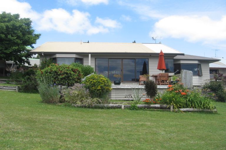Photo of property in 14 Harbour View Road, Tahawai, Katikati, 3170