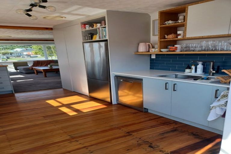 Photo of property in 14 Cleland Crescent, Naenae, Lower Hutt, 5011