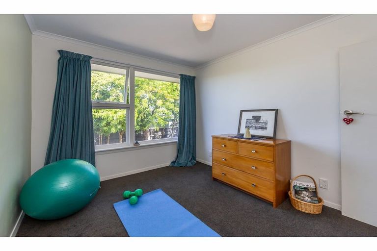 Photo of property in 12 Geddis Street, Rangiora, 7400