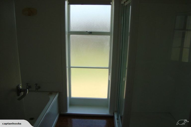 Photo of property in 1/23 Commissariat Road, Mount Wellington, Auckland, 1060