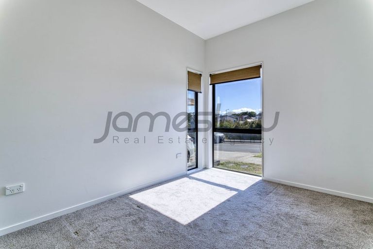 Photo of property in 45 Puwha Street, Massey, Auckland, 0614