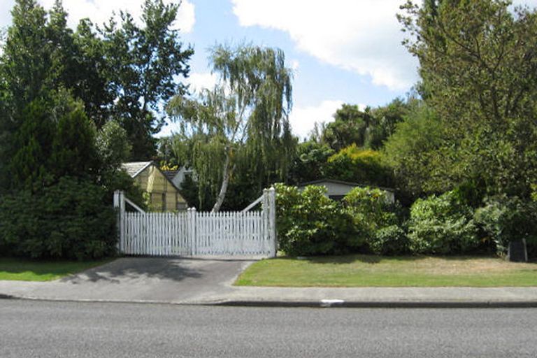 Photo of property in 9 Oakden Drive, Darfield, 7510