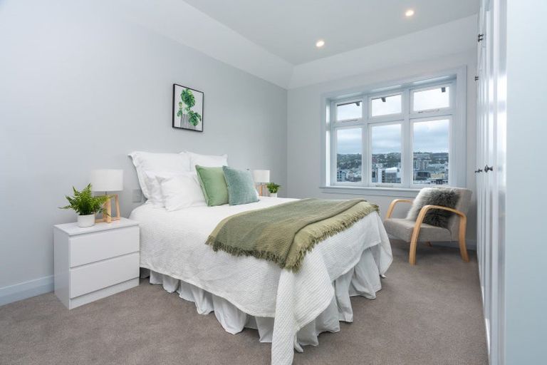 Photo of property in Hamilton Flats, 1/9 Hawker Street, Mount Victoria, Wellington, 6011