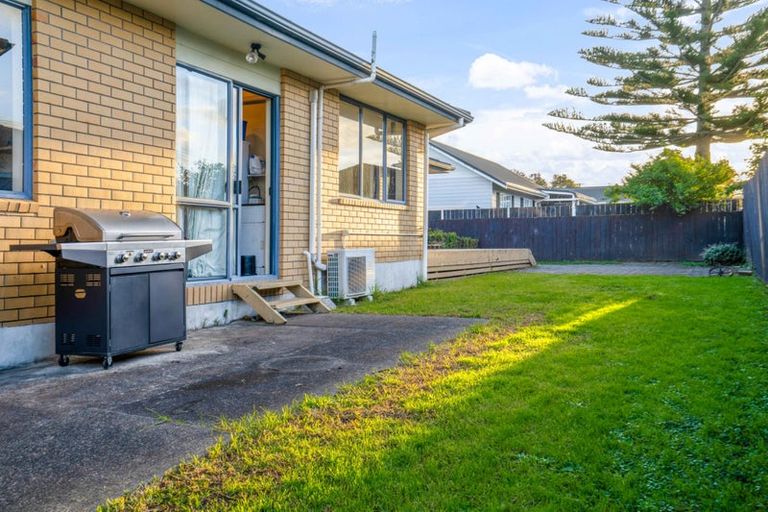 Photo of property in 5a Rewa Street, New Lynn, Auckland, 0600