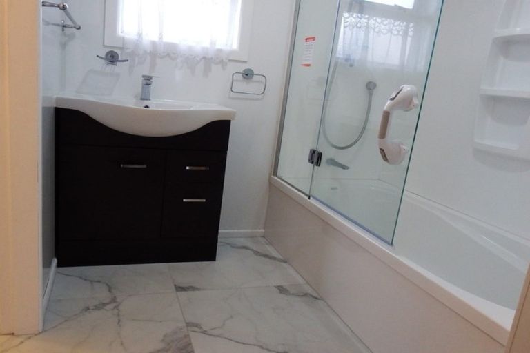 Photo of property in 4 Standish Street, Midhirst, Stratford, 4394