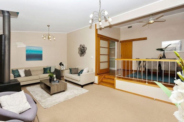 Photo of property in 25 Bellringer Road, Massey, Auckland, 0614