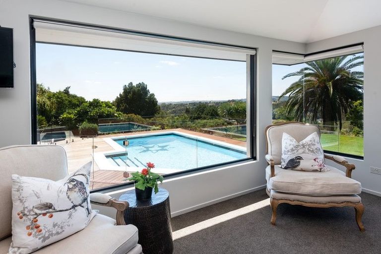 Photo of property in 141 Point View Drive, East Tamaki Heights, Auckland, 2016