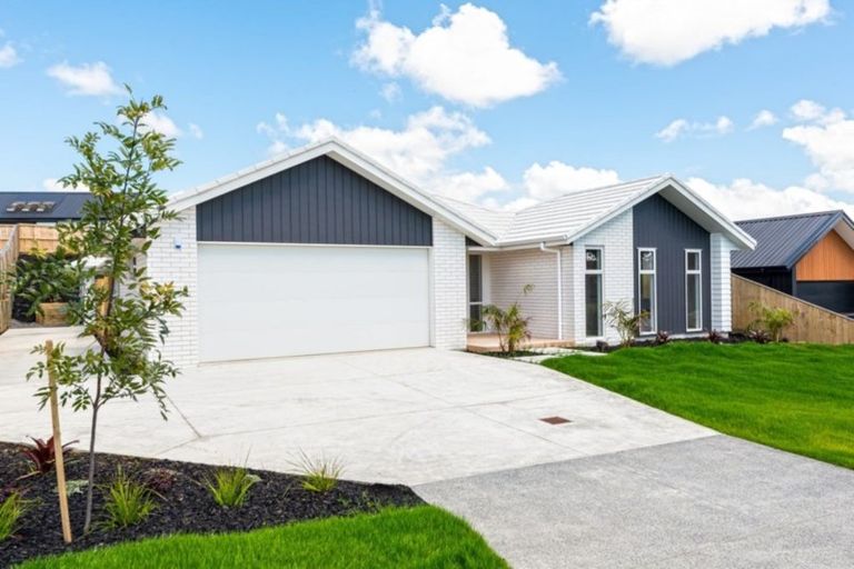 Photo of property in 45 Kahawairahi Drive, Beachlands, Auckland, 2018