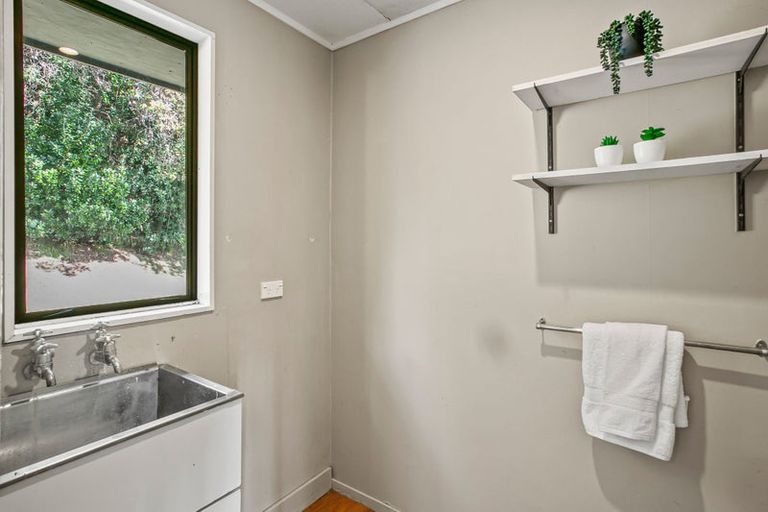 Photo of property in 41 Herekawe Drive, Spotswood, New Plymouth, 4310