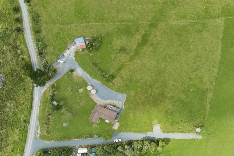 Photo of property in 60 Ross Road, Topuni, Wellsford, 0975