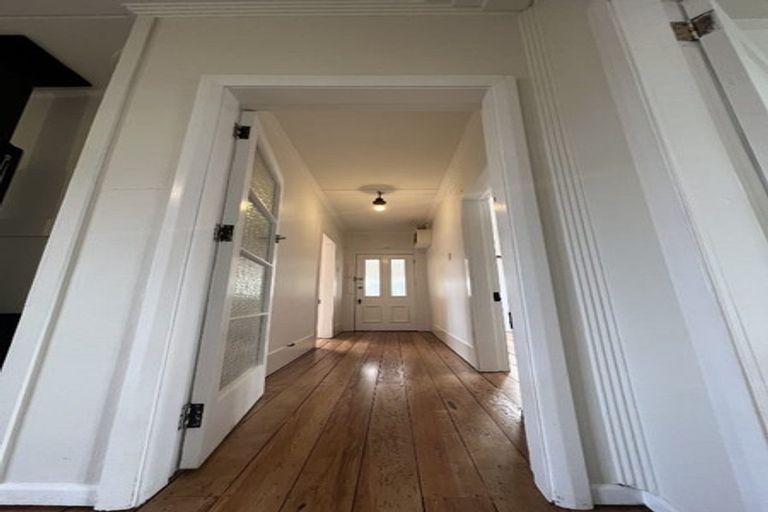 Photo of property in 50 George Street, Levin, 5510