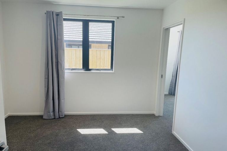 Photo of property in 31 Mehrtens Crescent, Woodend, 7691