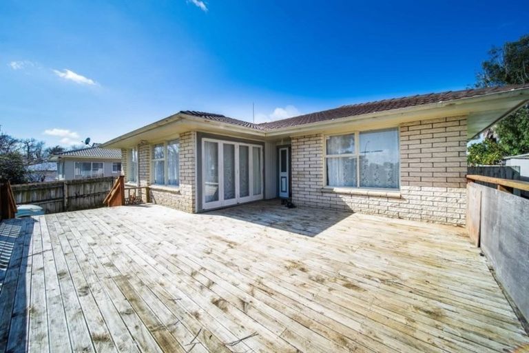 Photo of property in 10 Ben Lora Place, Mangere East, Auckland, 2024