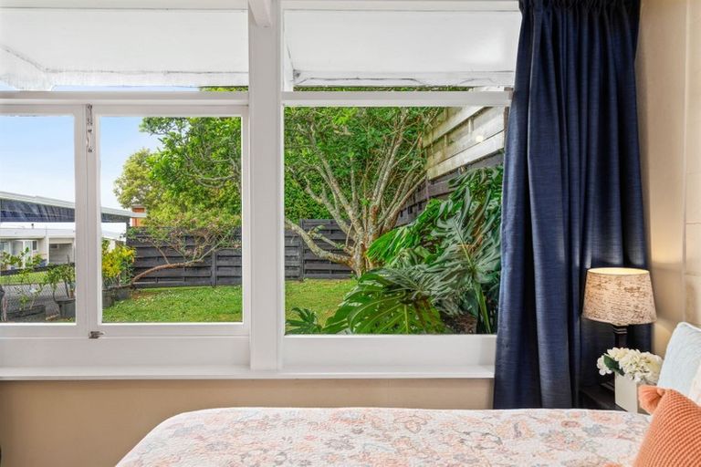 Photo of property in 3/340 Te Atatu Road, Te Atatu South, Auckland, 0610
