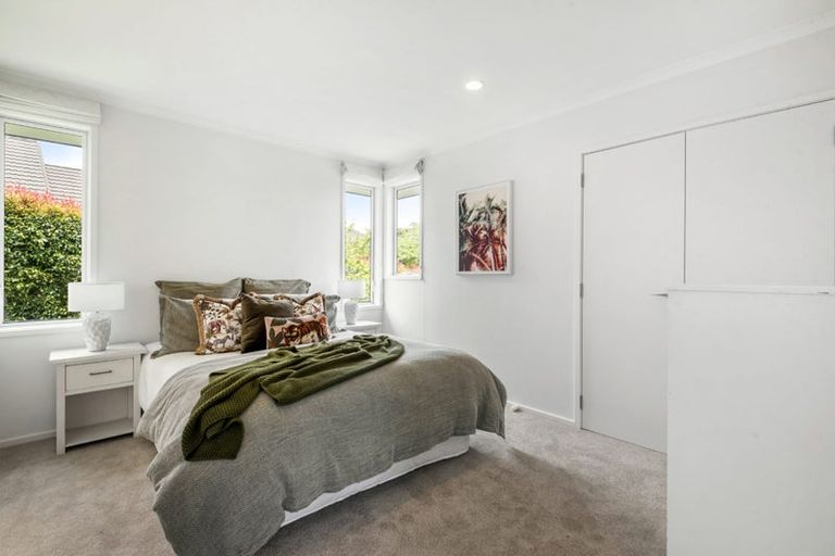 Photo of property in 47 English Oak Drive, Schnapper Rock, Auckland, 0632