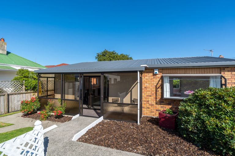 Photo of property in 9a Atkinson Street, South Dunedin, Dunedin, 9012