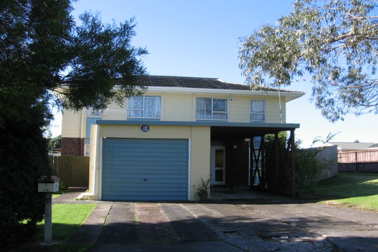 Photo of property in 1/24 Glynnbrooke Street, Te Atatu South, Auckland, 0610