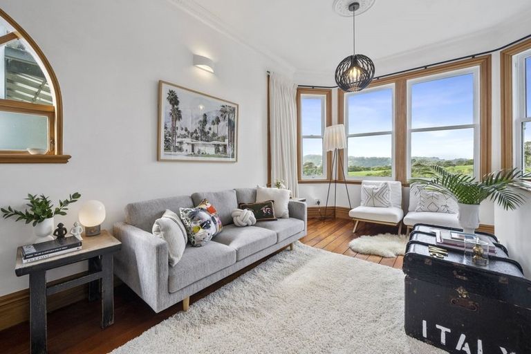 Photo of property in 27 Mortimer Terrace, Aro Valley, Wellington, 6021