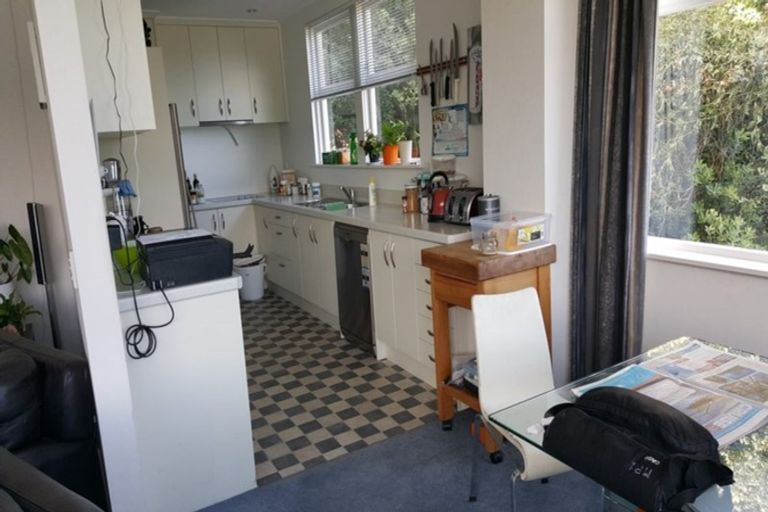 Photo of property in 5 Gill Road, Lowry Bay, Lower Hutt, 5013