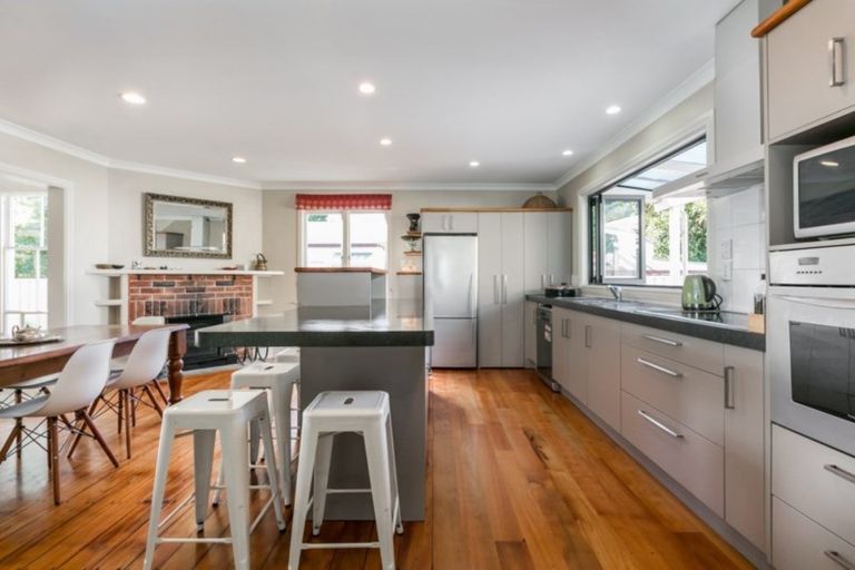 Photo of property in 9a Bowling Road, Greenmeadows, Napier, 4112