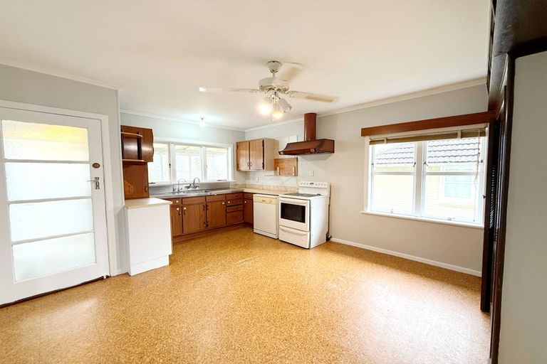 Photo of property in 18 Forbes Road, Favona, Auckland, 2024