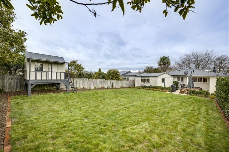 Photo of property in 47 Iona Road, Havelock North, 4130