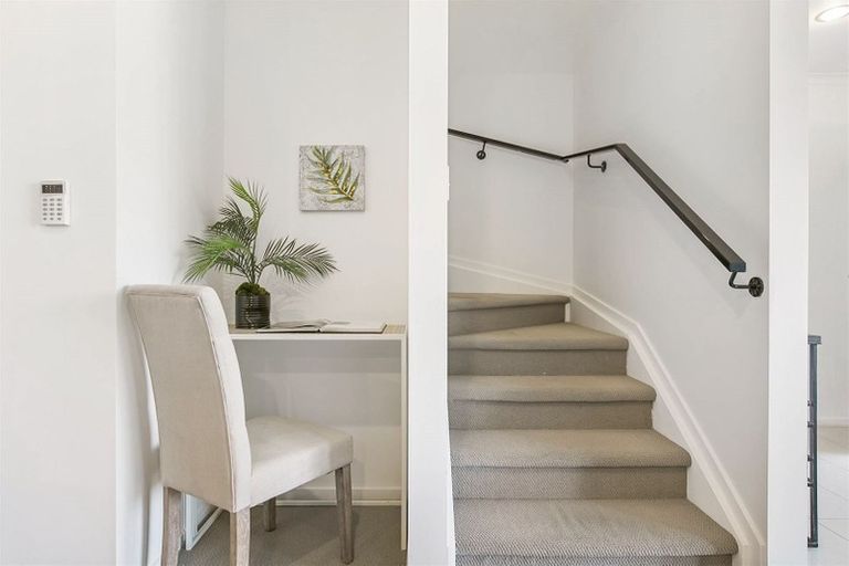 Photo of property in 24 Flintridge Drive, Flat Bush, Auckland, 2019