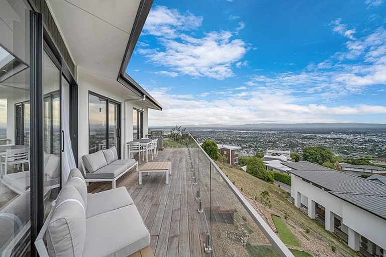 Photo of property in 14 Pennine Way, Huntsbury, Christchurch, 8022