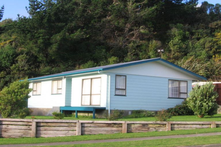 Photo of property in 17 Invercargill Drive, Kelson, Lower Hutt, 5010