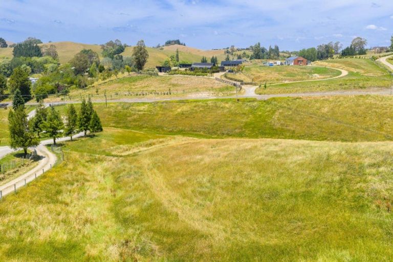 Photo of property in 1 Country Lane, Waipawa, 4210