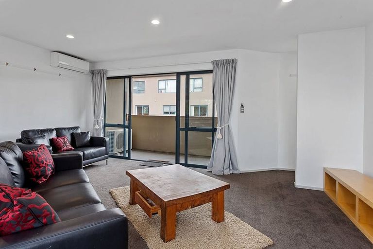 Photo of property in 2/274 Armagh Street, Christchurch Central, Christchurch, 8011