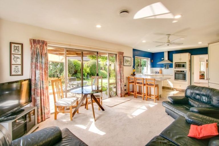Photo of property in 3 Hyatt Grove, Greenmeadows, Napier, 4112