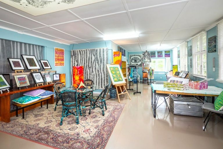 Photo of property in 2087 State Highway 2, Mount Bruce, Masterton, 5881