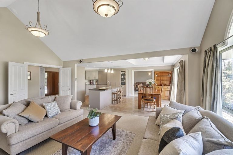 Photo of property in 2/1314 West Coast Road, West Melton, Christchurch, 7671