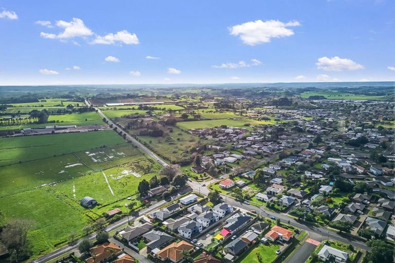 Photo of property in 124 Helvetia Road, Pukekohe, 2120